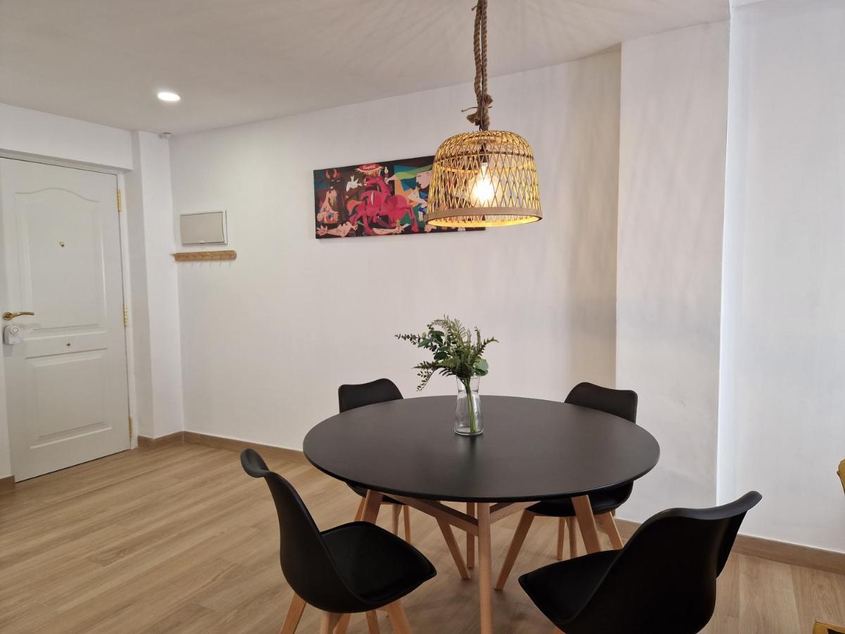 Pavone Apartments Malaga Bagian luar foto